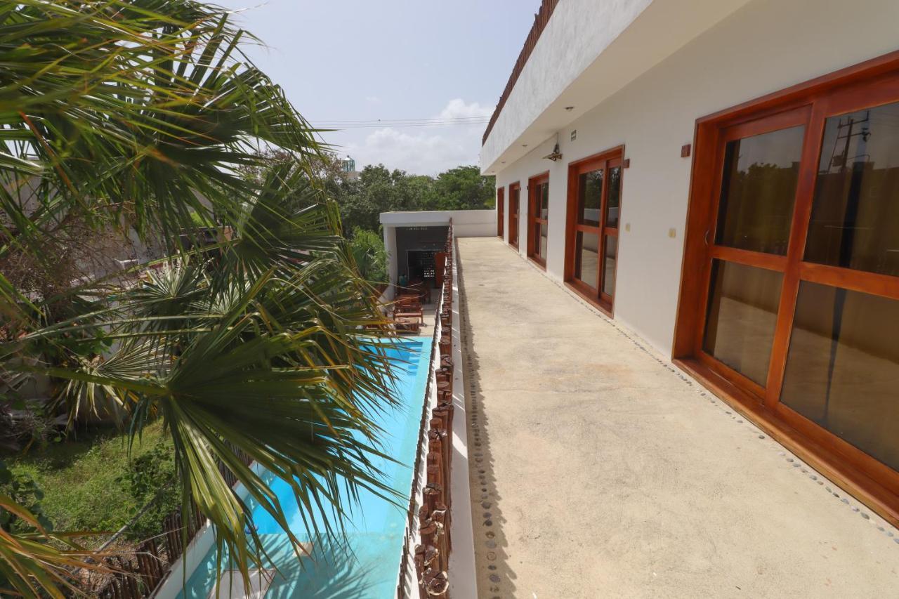 Jh Hotel Mahahual Esterno foto